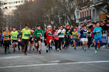 Fotos de la San Silvestre de Pamplona 2022./