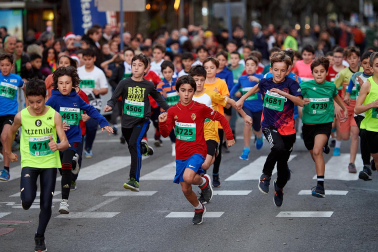 Fotos de la San Silvestre de Pamplona 2022./