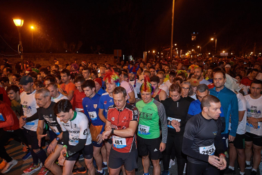 Fotos de la San Silvestre de Pamplona 2022./