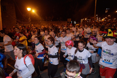 Fotos de la San Silvestre de Pamplona 2022./