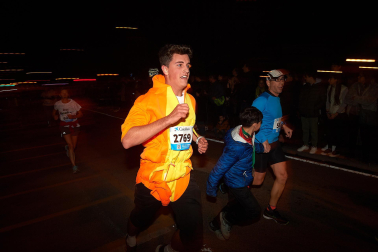 Fotos de la San Silvestre de Pamplona 2022./