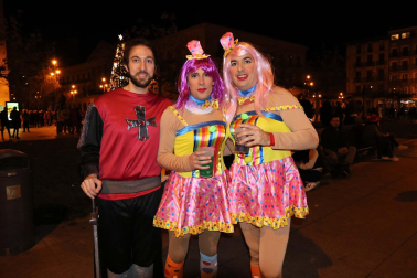 Fotos de los disfraces de la Nochevieja 2022 en Pamplona.