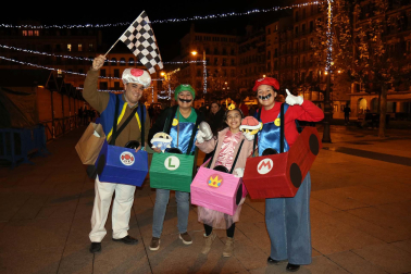 Fotos de los disfraces de la Nochevieja 2022 en Pamplona.