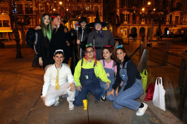 Fotos de los disfraces de la Nochevieja 2022 en Pamplona.
