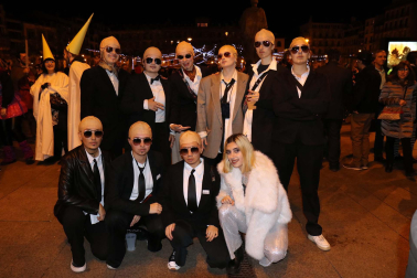 Fotos de los disfraces de la Nochevieja 2022 en Pamplona.