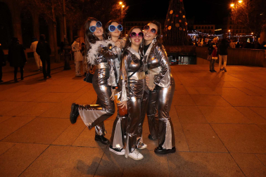 Fotos de los disfraces de la Nochevieja 2022 en Pamplona.