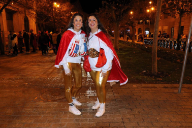 Fotos de los disfraces de la Nochevieja 2022 en Pamplona.