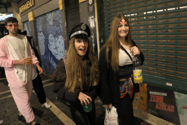 Fotos de los disfraces de la Nochevieja 2022 en Pamplona