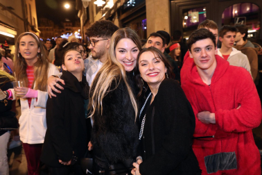 Fotos de los disfraces de la Nochevieja 2022 en Pamplona