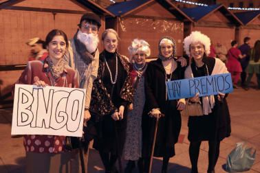 Fotos de los disfraces de la Nochevieja 2022 en Pamplona