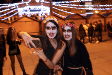 Fotos de los disfraces de la Nochevieja 2022 en Pamplona