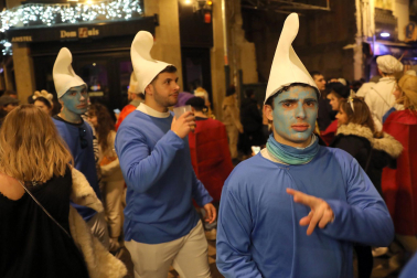 Fotos de los disfraces de la Nochevieja 2022 en Pamplona