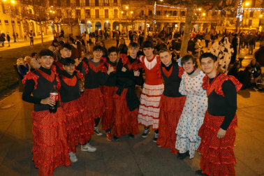 Fotos de los disfraces de la Nochevieja 2022 en Pamplona