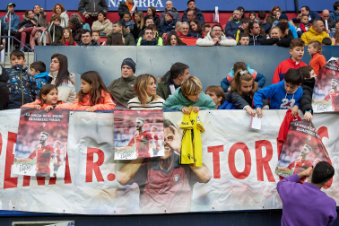 Fotos de la despedida de Roberto Torres en El Sadar./