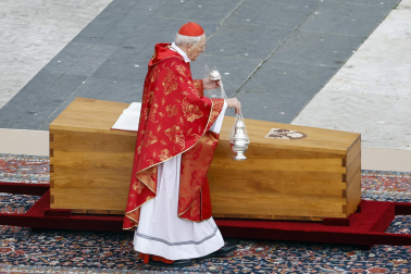 El funeral de Benedicto XVI, en imágenes
