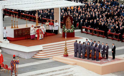 El funeral de Benedicto XVI, en imágenes