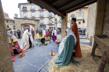 Fotos del Misterio de los Reyes Magos en Sangüesa.