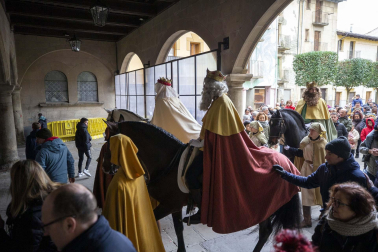 Fotos del Misterio de los Reyes Magos en Sangüesa.
