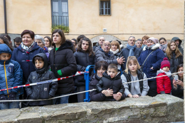 Fotos del Misterio de los Reyes Magos en Sangüesa.