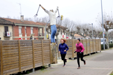Fotos de la Cross de Reyes en Puente la Reina.