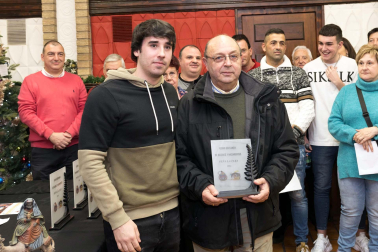Fotos de la entrega de premios de los mejores belenes de Tudela.