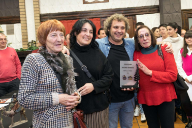 Fotos de la entrega de premios de los mejores belenes de Tudela.