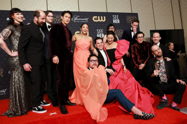 Entrega y alfombra roja de los Critics Choice Awards