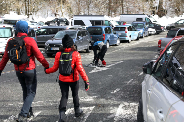 Fotos del ambiente en la nieve en Roncesvalles.