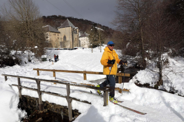 Fotos del ambiente en la nieve en Roncesvalles.