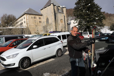 Fotos del ambiente en la nieve en Roncesvalles.