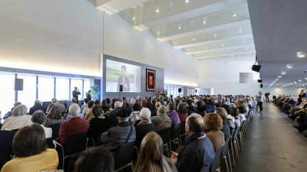 En el acto, que ha tenido lugar en Baluarte, han participado alrededor de 700 personas entre personal homenajeado, familiares y allegados