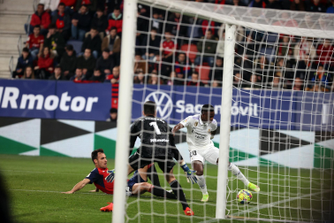 Fotos del Osasuna 0-2 Real Madrid./