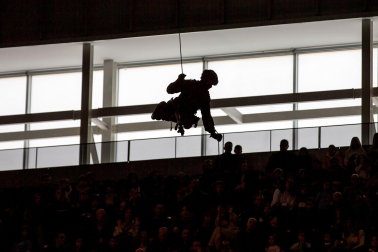 Jornada de puertas abiertas de la Policía foral en el Navarra Arena./