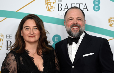Alfombra roja y galardonados en los Premios Bafta al cine.