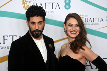 Alfombra roja y galardonados en los Premios Bafta al cine.
