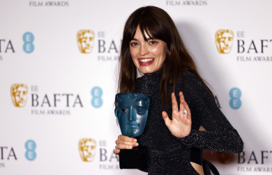 Alfombra roja y galardonados en los Premios Bafta al cine.