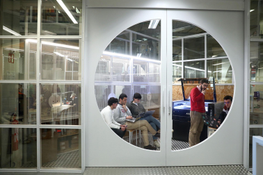 Imágenes de los nuevos espacios de trabajo en la UPNA