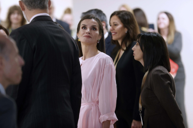 Los Reyes han inaugurado este jueves en Madrid la 42 edición de la Feria Internacional de Arte Contemporáneo (ARCO), que, a diferencia de otros años, no tiene un país invitado, sino que está dedicada al Mediterráneo.