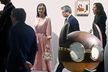 Los Reyes han inaugurado este jueves en Madrid la 42 edición de la Feria Internacional de Arte Contemporáneo (ARCO), que, a diferencia de otros años, no tiene un país invitado, sino que está dedicada al Mediterráneo.