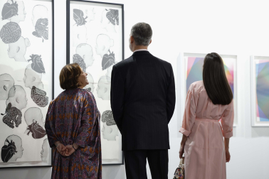 Los Reyes han inaugurado este jueves en Madrid la 42 edición de la Feria Internacional de Arte Contemporáneo (ARCO), que, a diferencia de otros años, no tiene un país invitado, sino que está dedicada al Mediterráneo.