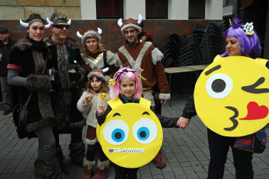 Imágenes del carnaval urbano de Alsasua.