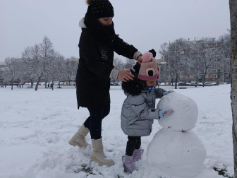 Fotos de la nevada en el parque Los Llanos de Estella. /
