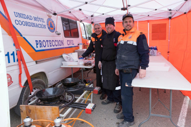 Peregrinos de la Ribera, durante la primera Javierada de 2023.