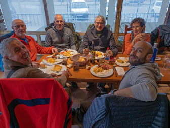 Peregrinos de Tierra Estella, durante la primera Javierada de 2023.