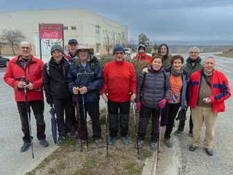 Peregrinos de Tierra Estella, durante la primera Javierada de 2023.