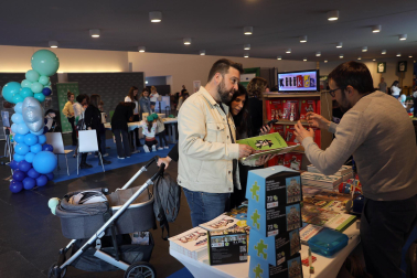 Fotos de la quinta edición de 'Expofamily', la feria de Diario de Navarra y Brandok.