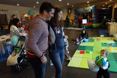 Fotos de la quinta edición de 'Expofamily', la feria de Diario de Navarra y Brandok.