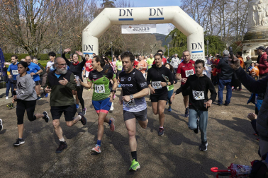 Fotos de la carrera solidaria en Pamplona organizada por la ONG Alboan.