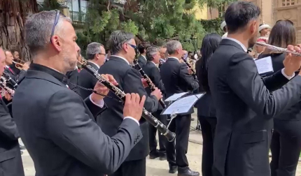 La Pamplonesa ha participado en el acto conmemorativo con el que se ha festejado la declaración como Bien de Interés Cultural e Inmaterial del 'Cuerpo de Ciudad' del Ayuntamiento de Pamplona