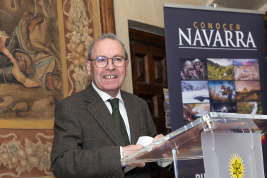 Presentación de la revista 'Conocer Navarra' en Cortes.